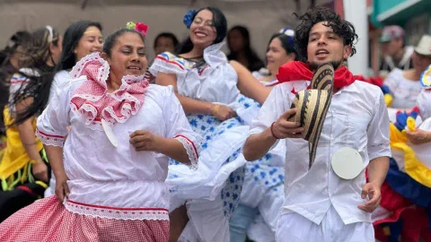 Bogotá lanza nueva fase de Más Cultura Local con apuestas de sostenibilidad e innovación