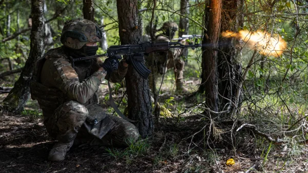 Viral: mercenarios colombianos fueron humillados por soldados del Ejército de Ucrania