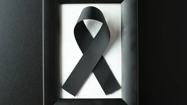 Desgarrador: reconocido influencer se enteró en vivo de la muerte de su hija