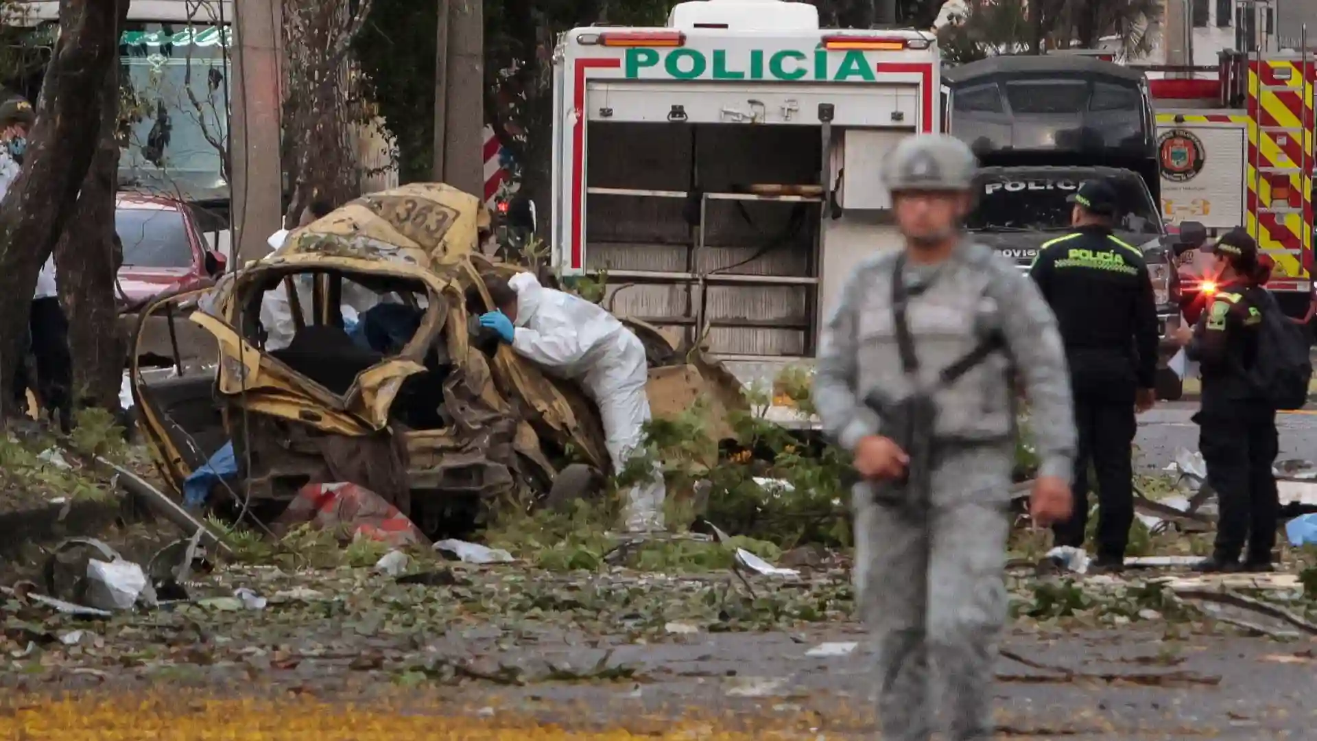 Militarizan Cali tras atentado con explosivos que deja seis muertos y más de 60 heridos