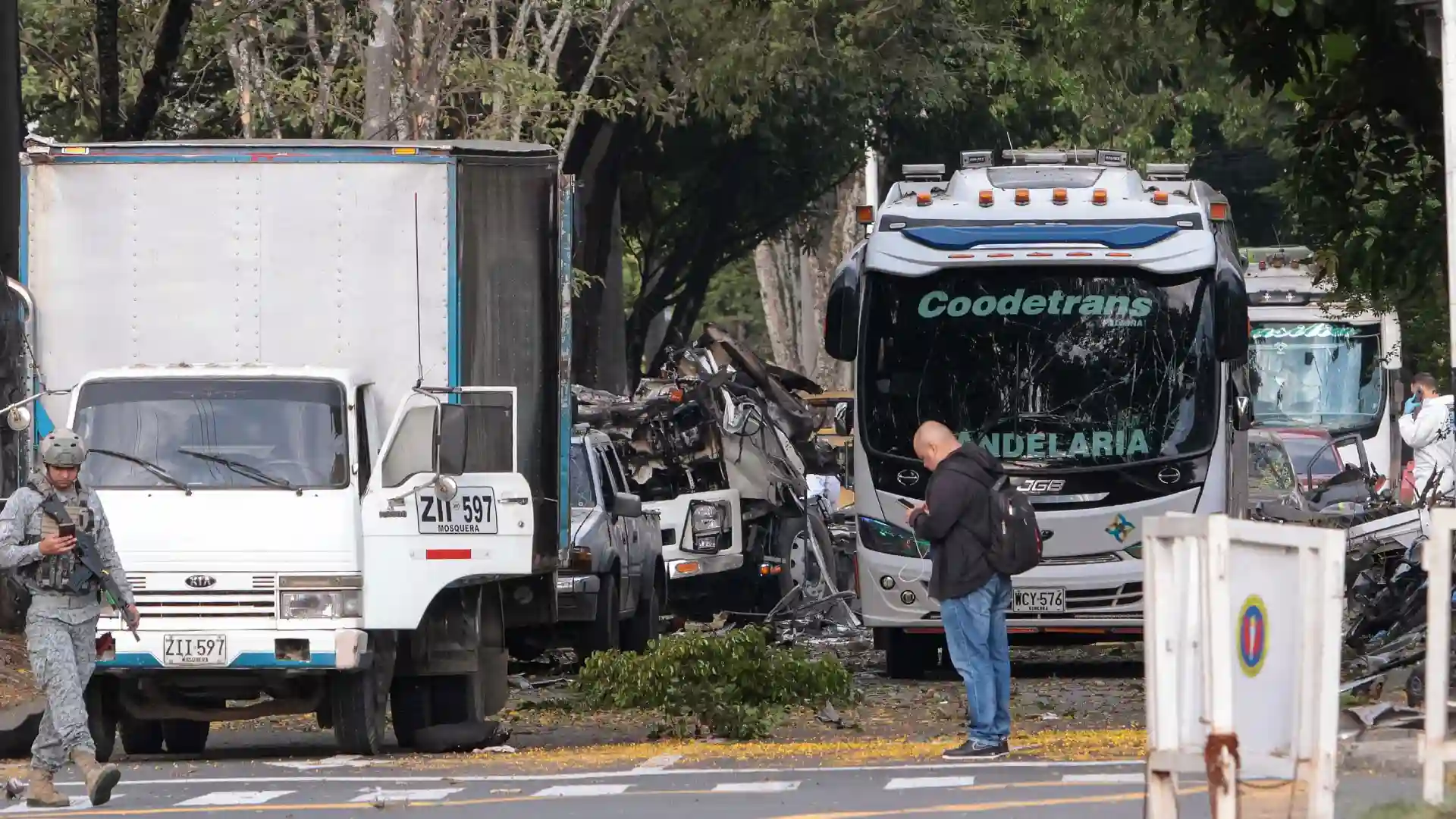 Dos capturados por el atroz atentado con explosivos cerca de la Escuela de Aviación en Cali