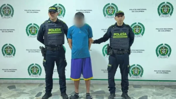 Capturan en Ibagué a alias Peluca, solicitado por homicidio y hurto en Bogotá Capturan en Ibagué a alias Peluca, solicitado por homicidio y hurto en Bogotá