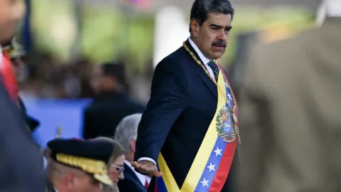 Nicolás Maduro comparado con Pablo Escobar y Chapo Guzmán