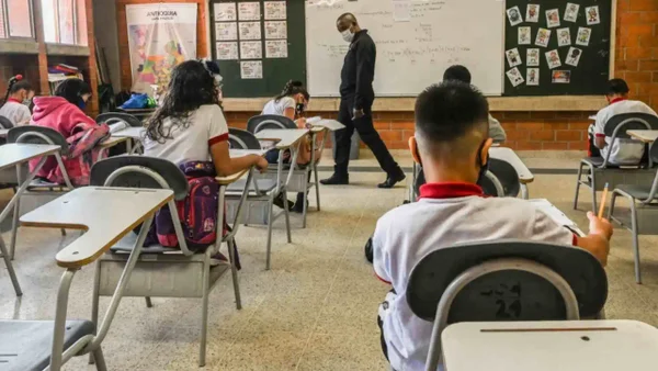 Estudiantes no tendrán que presentar Pruebas Saber 11, ni examen de admisión: requisitos que deben cumplir