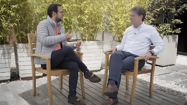 Bruce Mac Master: “Un presidente no puede abusar de su poder con las palabras” Bruce Mac Master: “Un presidente no puede abusar de su poder con las palabras”