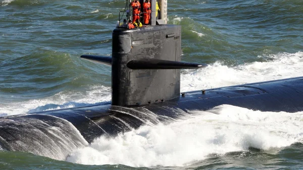 Submarino nuclear y buque de misiles guiados se suman al despliegue de EE. UU. en el mar Caribe