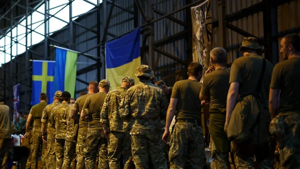 Reconocido actor de 'Rigo' y 'La ley del corazón' fue mercenario en la guerra de Ucrania y reveló cuánto ganaba