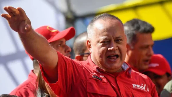 "Venezuela decide quien vuela y quien no": Diosdado Cabello lanzó advertencia