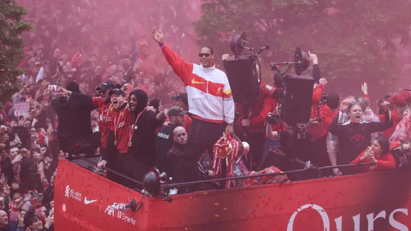 Liverpool cerró el fichaje más costoso en la historia de la Premier League