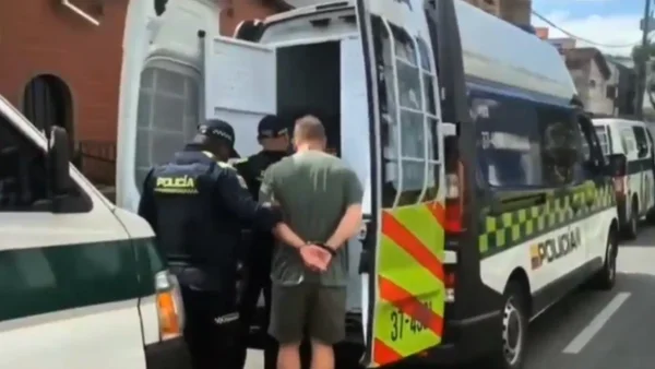 Hombres fueron a denunciar un hurto y se supo que eran abusadores de menores en Medellín Hombres fueron a denunciar un hurto y se supo que eran abusadores de menores en Medellín