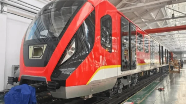 ¿Cuánto duró el viaje en barco desde China hasta Cartagena del primer tren del Metro de Bogotá? ¿Cuánto duró el viaje en barco desde China hasta Cartagena del primer tren del Metro de Bogotá?