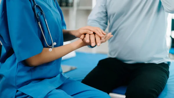 Reconocido chef y estrella de la televisión fue diagnosticado con cáncer Reconocido chef y estrella de la televisión fue diagnosticado con cáncer