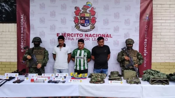 Ejército logró rescatar a menor víctima de reclutamiento forzado en Nariño Ejército logró rescatar a menor víctima de reclutamiento forzado en Nariño
