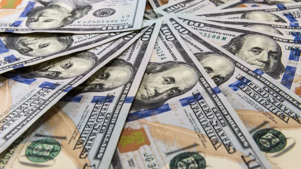 Repentino cambio en el precio del dólar en Colombia hoy 3 de agosto de 2025 tras radicación de reforma tributaria