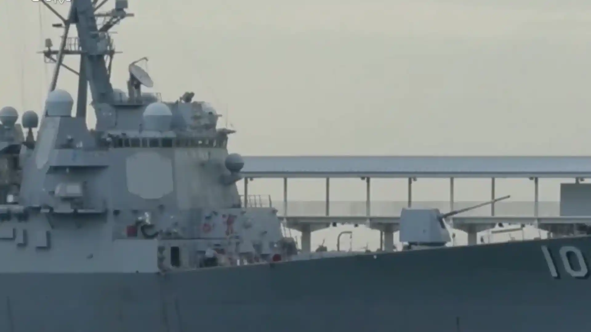 Destructor lanzamisiles Marina de EE.UU. en Panamá