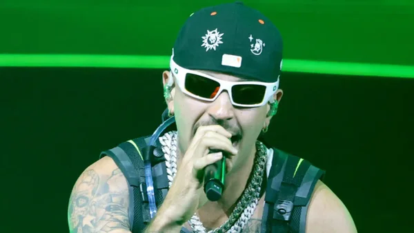 Feid emociona a sus fans al lanzar su propio Funko: ¿dónde conseguirlo?