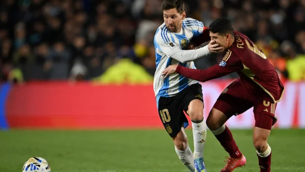 Con doblete de Messi, Argentina goleó a Venezuela en la despedida del ‘10’: vea los goles Con doblete de Messi, Argentina goleó a Venezuela en la despedida del ‘10’: vea los goles