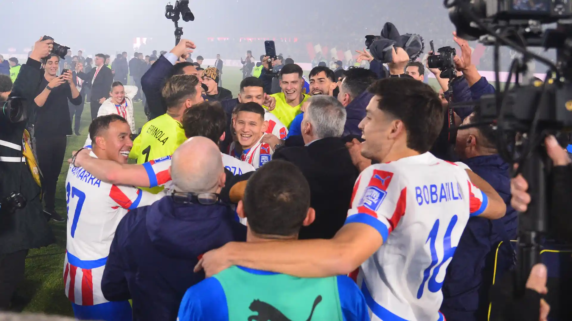Paraguay regresa a la Copa del Mundo 15 años después y celebra en guaraní