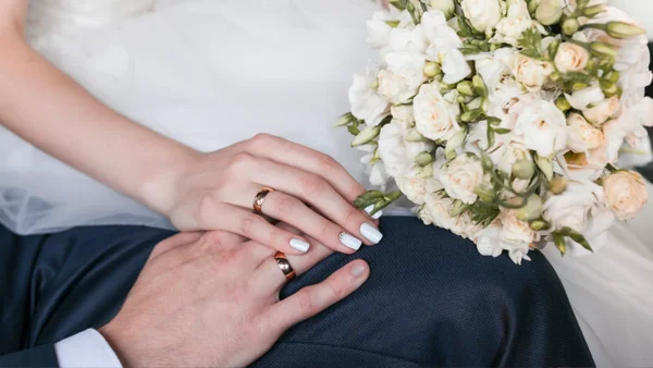 Reconocido actor colombiano le propuso matrimonio a su novia Reconocido actor colombiano le propuso matrimonio a su novia