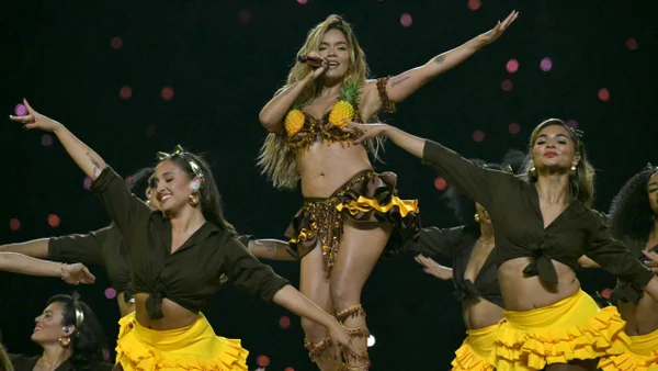 Karol G brilló en tarima: así fue su primer show en la NFL