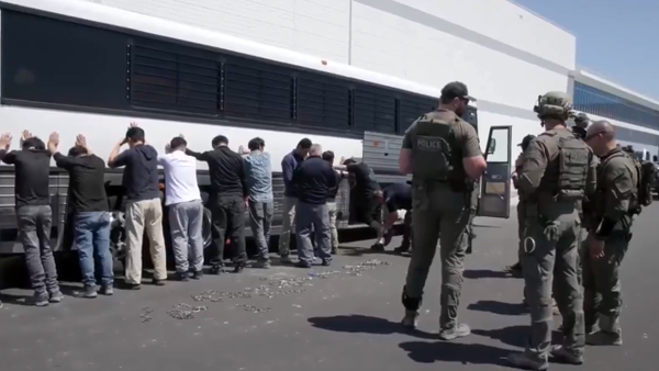 En imágenes | La gran redada migratoria en EE. UU. que dejó 475 personas arrestadas