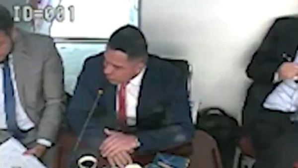 "No importaba que era una emergencia, yo necesitaba sacar el contrato": Sneyder destapa cómo se movían los millonarios negocios en la UNGRD "No importaba que era una emergencia, yo necesitaba sacar el contrato": Sneyder destapa cómo se movían los millonarios negocios en la UNGRD