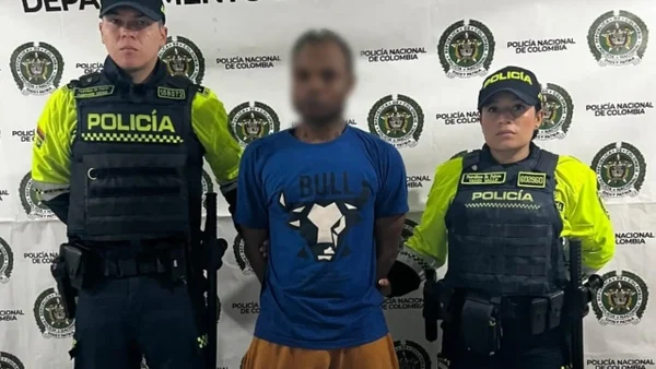 Joven habría sido víctima de feminicidio por su pareja en Antioquia: sus hijos quedaron lesionados