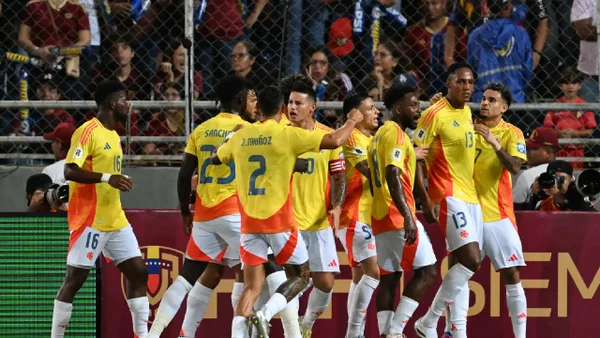 ¡Golazo de Colombia y se empata todo en Maturín! Así fue como Luis Suárez puso el 2-2