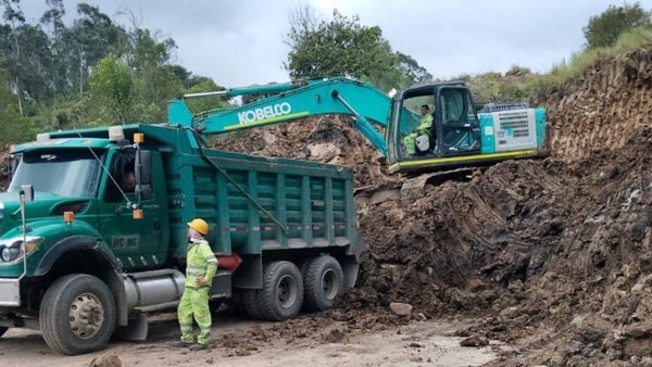 Vía al Llano estará cerrada durante 72 horas por trabajos de mejoramiento