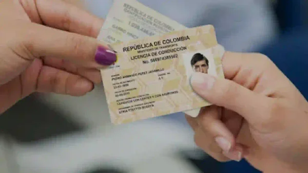 Así funcionaría la nueva licencia de conducción por puntos: está cerca de ser ley en Colombia Así funcionaría la nueva licencia de conducción por puntos: está cerca de ser ley en Colombia
