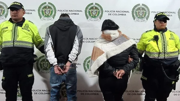 Capturan a personas que atacaron a estudiantes en Bogotá después del partido de Colombia Capturan a personas que atacaron a estudiantes en Bogotá después del partido de Colombia