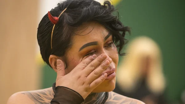 Yina Calderón preocupa por su estado de salud previo a su pelea con Andrea Valdiri