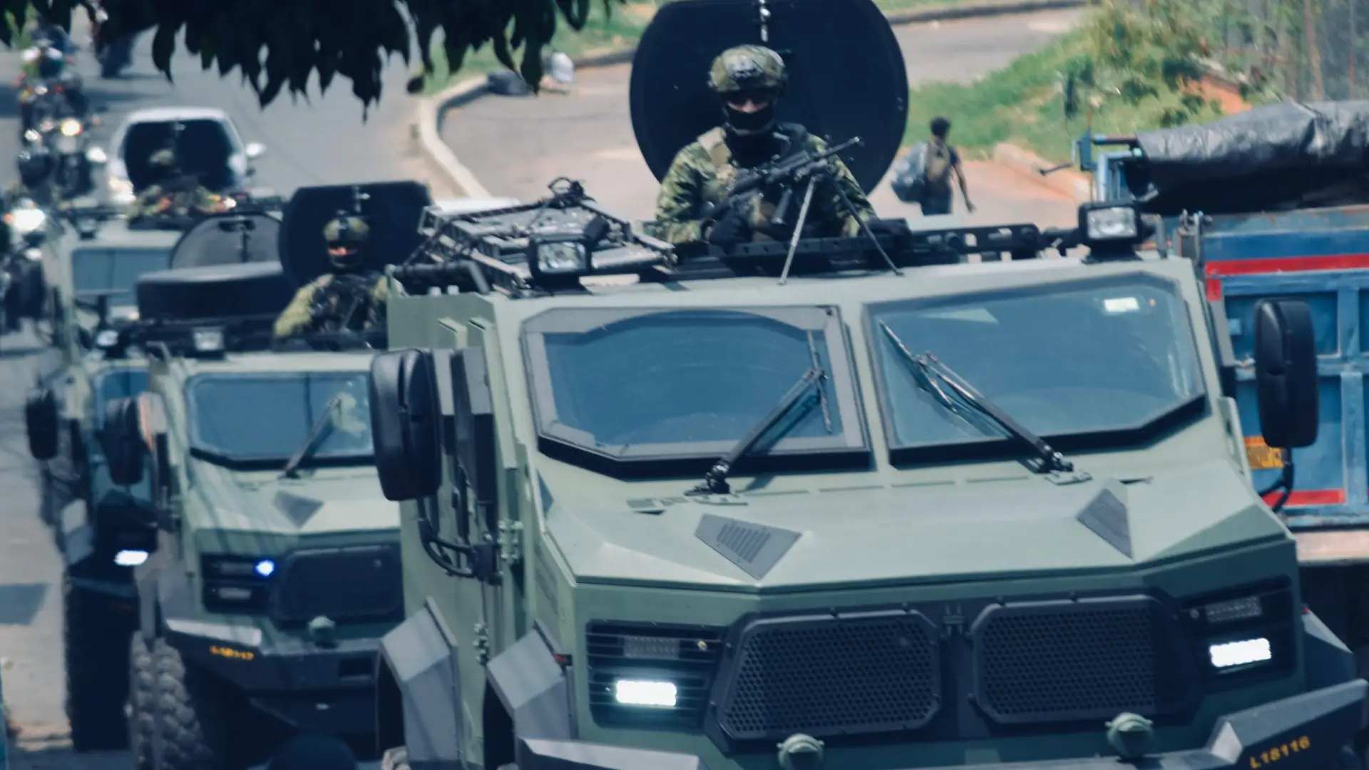 Vehículos blindados Hunter TR-12.