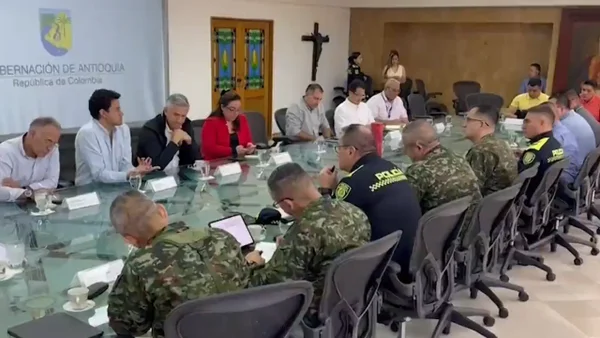 Autoridades refuerzan seguridad en Medellín tras atentado de disidencias Farc contra torre eléctrica Autoridades refuerzan seguridad en Medellín tras atentado de disidencias Farc contra torre eléctrica