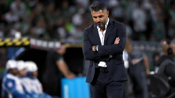 Javier Gandolfi, DT de Nacional, rompió el silencio tras el riesgo de perder 0-3 vs. Bucaramanga por 'escritorio'