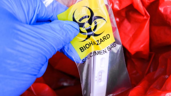 Predio de la SAE en Quibdó usado como basurero de desechos hospitalarios Predio de la SAE en Quibdó usado como basurero de desechos hospitalarios