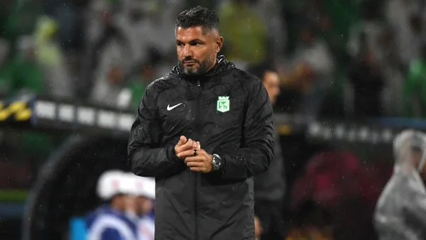 ¿Javier Gandolfi renunciará tras el error en Atlético Nacional con los cuatro extranjeros?