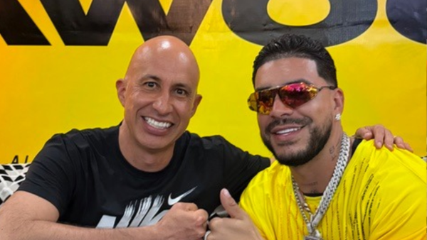 Ryan Castro anuncia colaboración con reconocida marca deportiva: así luce