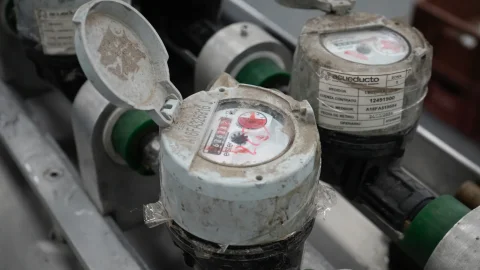 contadores de agua Acueducto de Bogotá