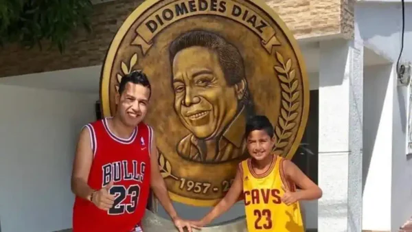 Hijo de Martín Elías reveló la alta cantidad de dinero que le da a la iglesia en forma de diezmo Hijo de Martín Elías reveló la alta cantidad de dinero que le da a la iglesia en forma de diezmo