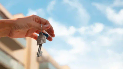 Airbnb cierra en España
