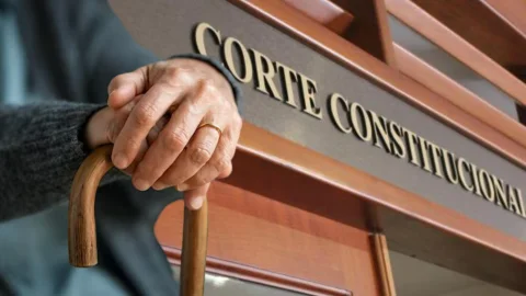 Foto: montaje realizado con imágenes de la Corte Constitucional y Freepik