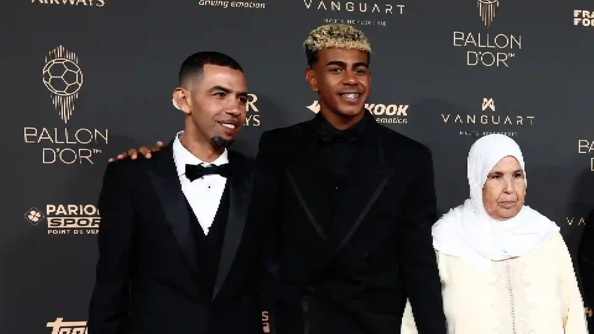 Lamine Yamal y su padre