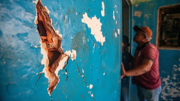 Temblores en Venezuela dejan daños en hospitales, escuelas y viviendas en Zulia Temblores en Venezuela dejan daños en hospitales, escuelas y viviendas en Zulia