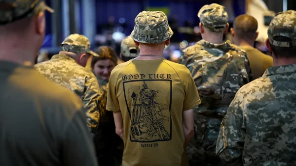 Mercenario colombiano en Ucrania asegura que le prometieron 12 millones y solo recibió 65.000 pesos Mercenario colombiano en Ucrania asegura que le prometieron 12 millones y solo recibió 65.000 pesos