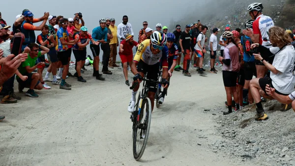 Egan Bernal y dos colombianos más abandonaron prueba élite del Mundial de Ciclismo Egan Bernal y dos colombianos más abandonaron prueba élite del Mundial de Ciclismo
