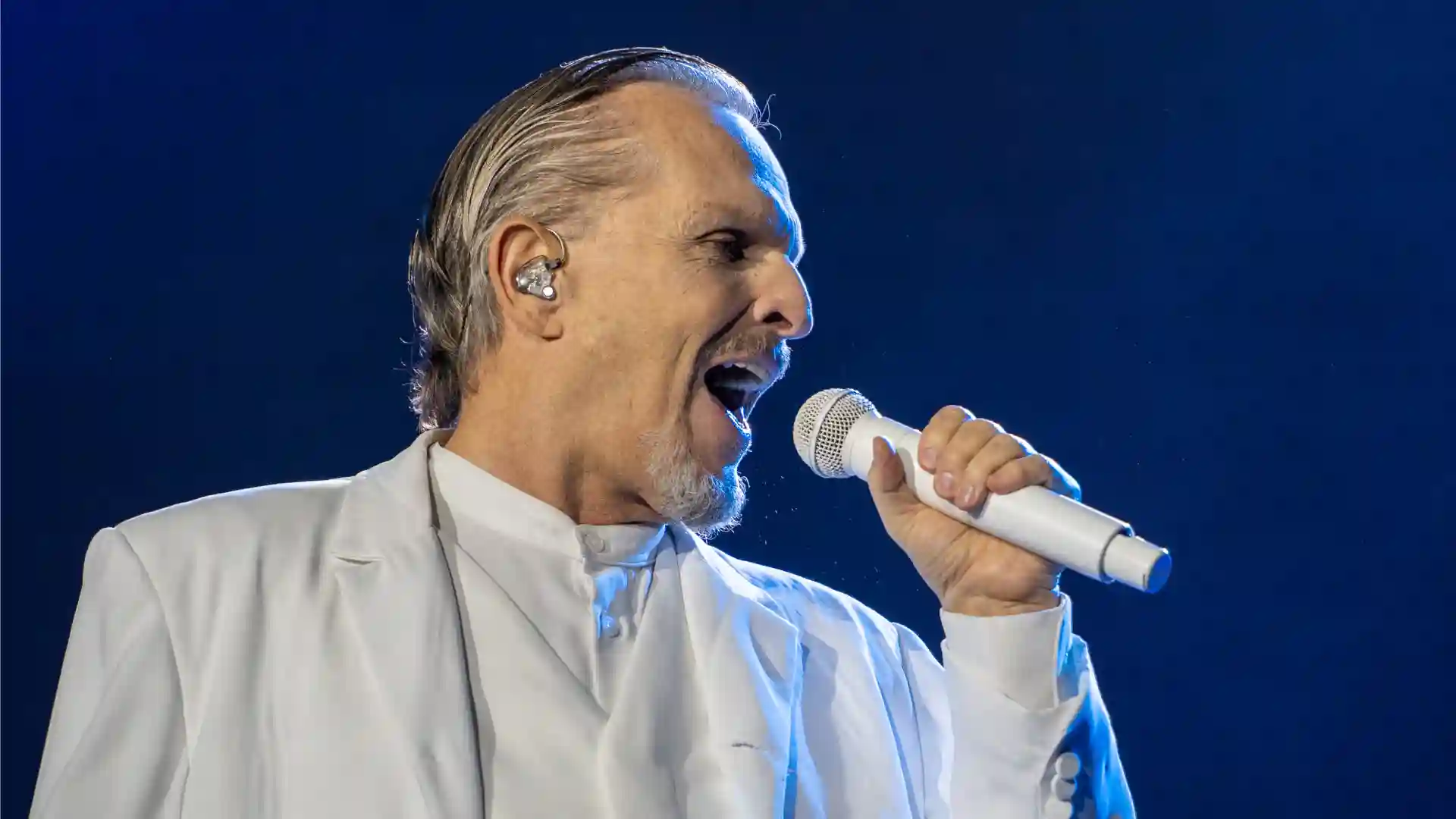 Miguel Bosé se presentará en Medellín
