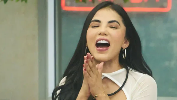 Karina García rifará un carro y una moto 0 km: cómo participar