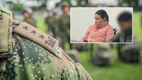 A la cárcel falsa capitán infiltrada en la seguridad presidencial junto a un mayor y un sargento