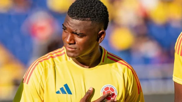 ¡Lo que se perdió Colombia! Joel Canchimbo se comió un gol cantado vs. Nigeria